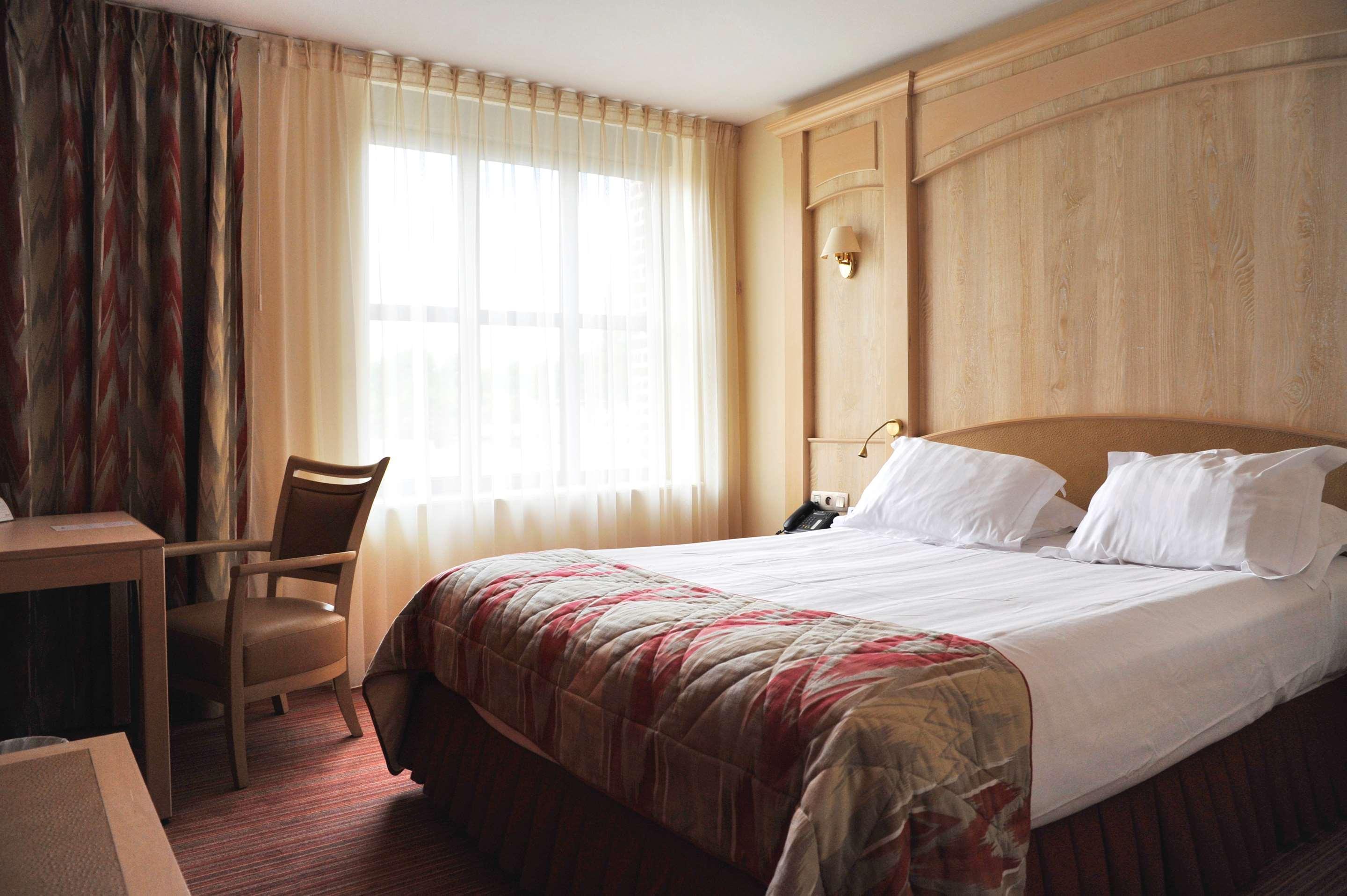 Best Western La Metairie Gosnay Exteriör bild